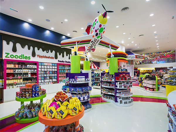 بالصوَر: Candylicious في دبي... ألذ متجر للحلويات في العالم